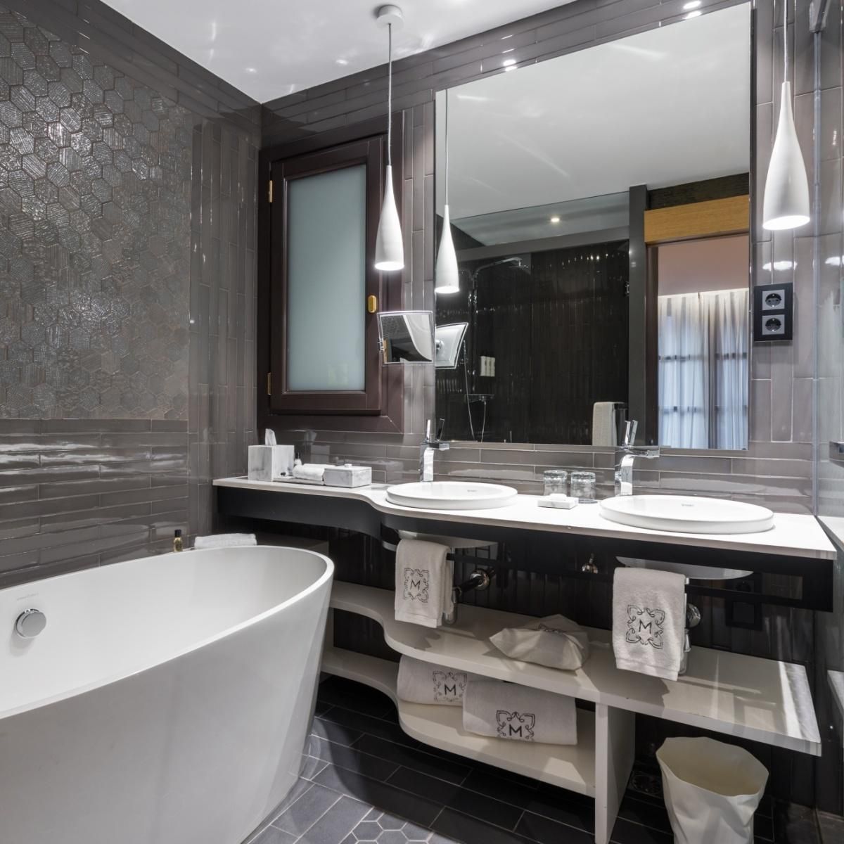 Patio Monument Suite