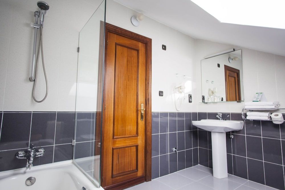 Hotel La Boriza Double or Twin Room 8