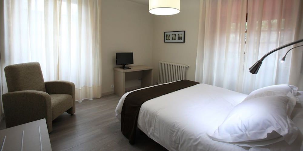 Hotel Los Guardeses Standard Double Room Single Use