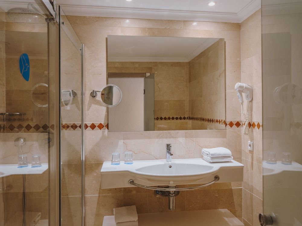 Grupotel Aguait Resort & Spa - Adults Only Double Room, Balcony, Mountain View 9