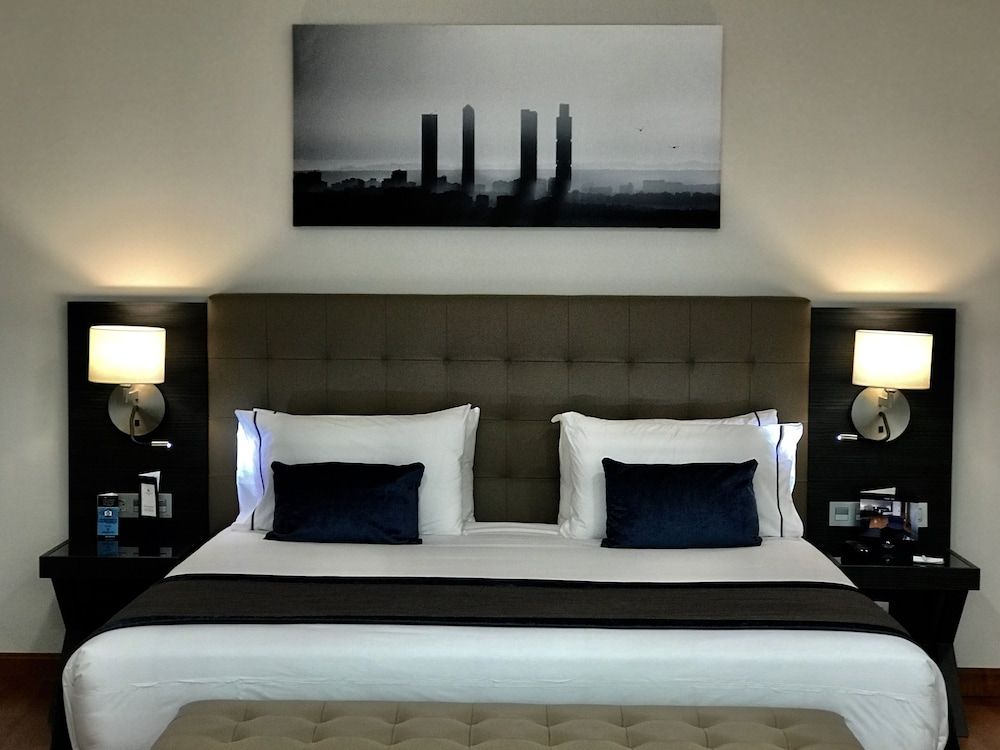 Eurostars Madrid Foro Junior Suite