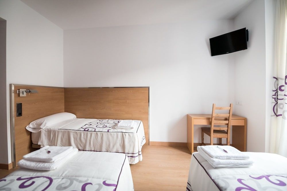 undefined Hostal Carracedo 7