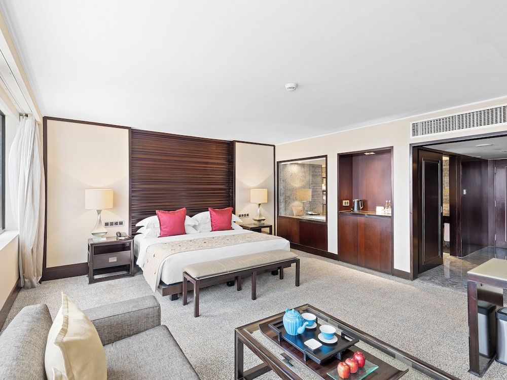 Mandarin Oriental, Jakarta Deluxe Room, 1 King Bed 3