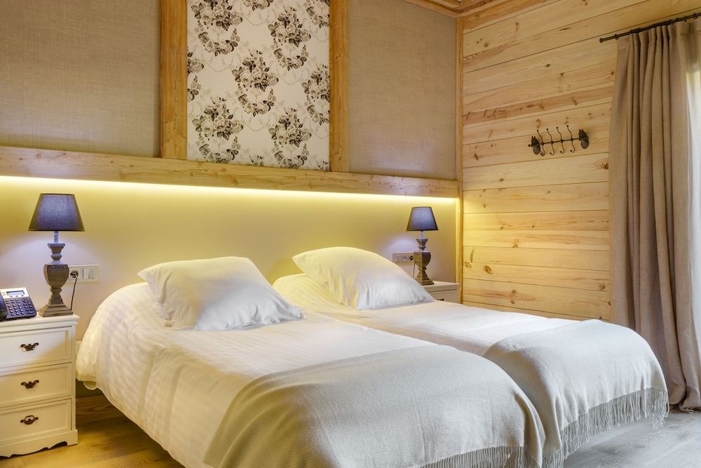 Hotel Viñas de Lárrede Premium Double Room, Terrace, Garden View 2