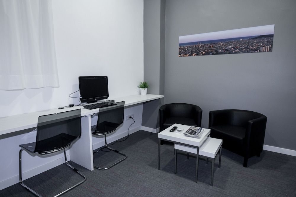 undefined Hostalin Barcelona Gran Via 5