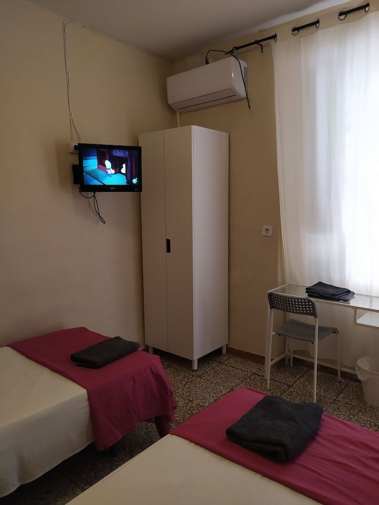 Pensión Azahar DOBLE - 2  CAMAS BAÑO COMPARTIDO 4