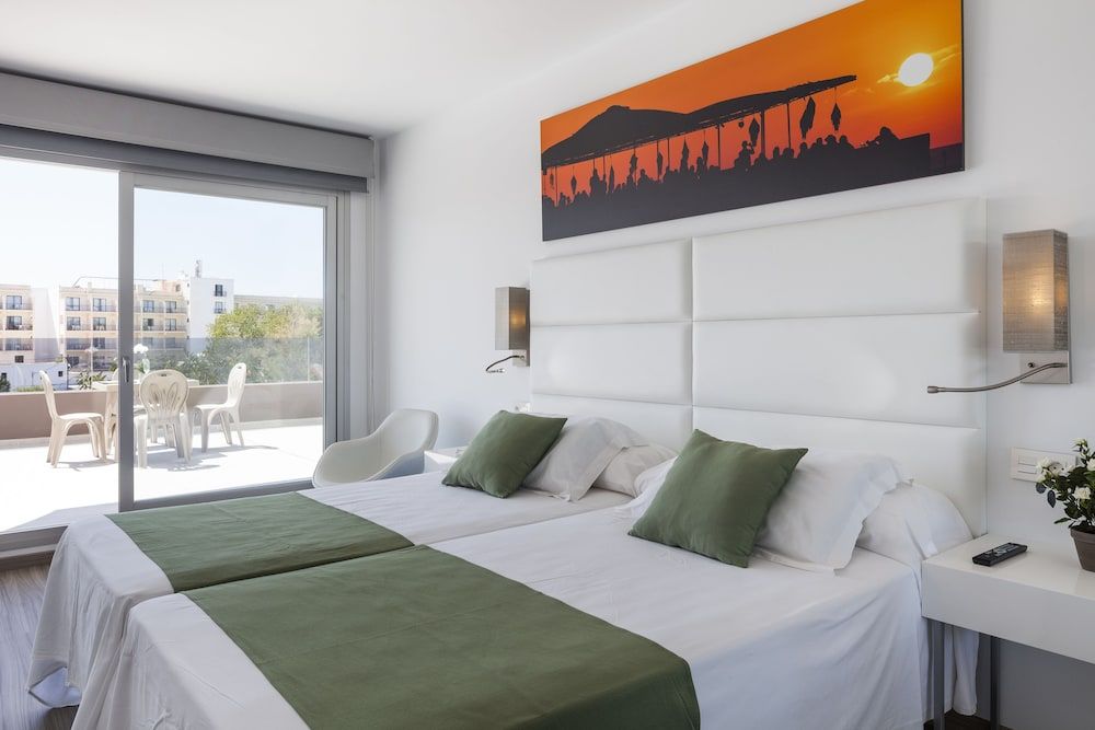 Axel Beach Ibiza - Adults Only Apartment, 1 Bedroom, City View (4 Adults) 3