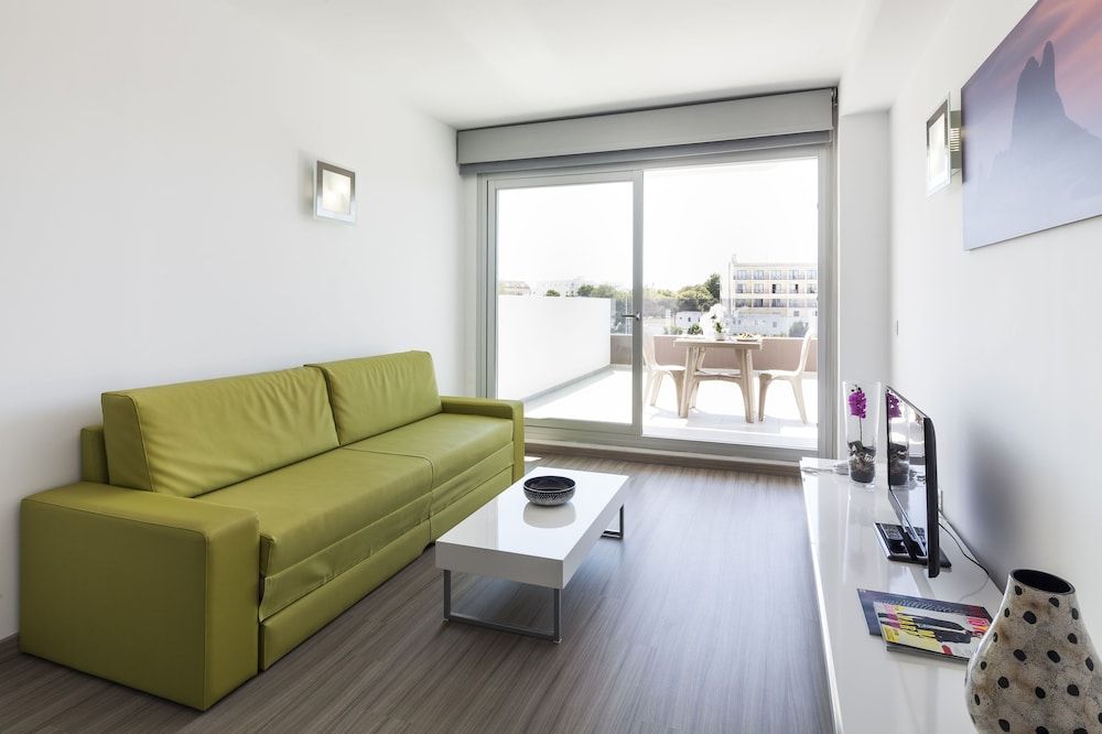 Axel Beach Ibiza - Adults Only Deluxe Apartment, 2 Bedrooms, Partial Sea View (4 Adults) 7