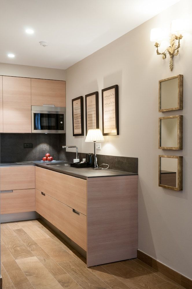 Suites Murillo Catedral Superior Suite, 1 King Bed 14