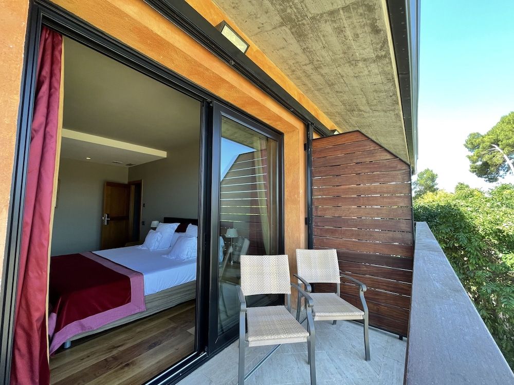 Mas La Boella Suite Plus 2