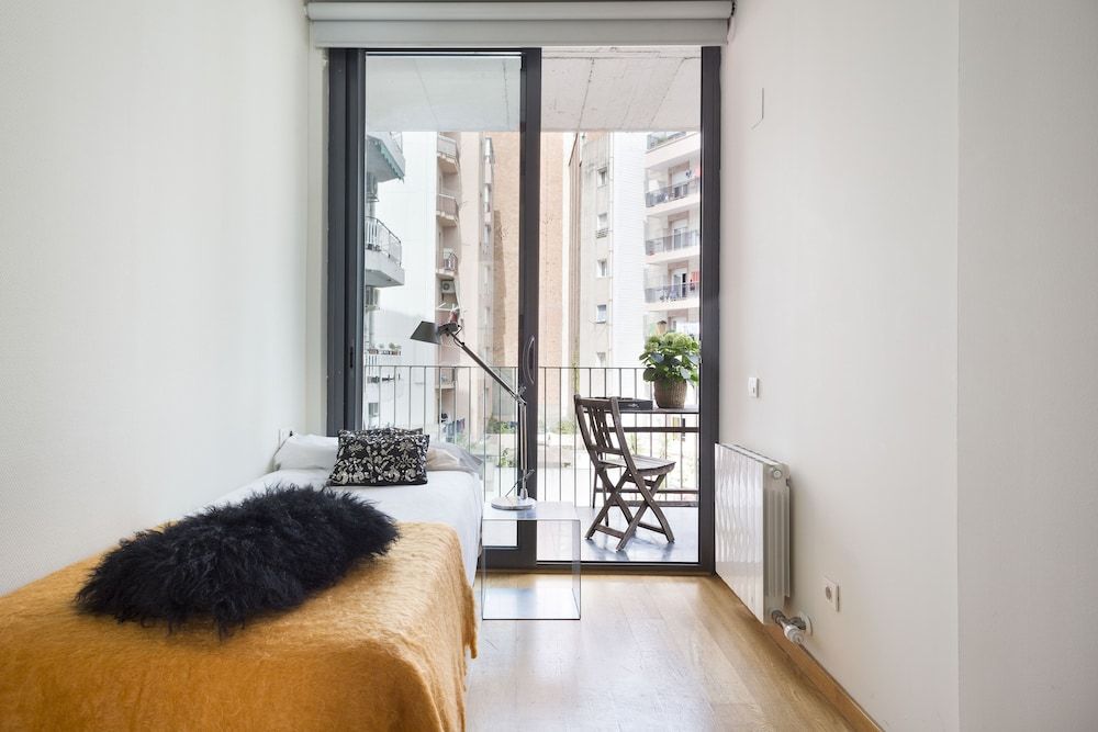 MSB Rooftop Pool City Center City Apartment, 3 Bedrooms, Pool Access 21