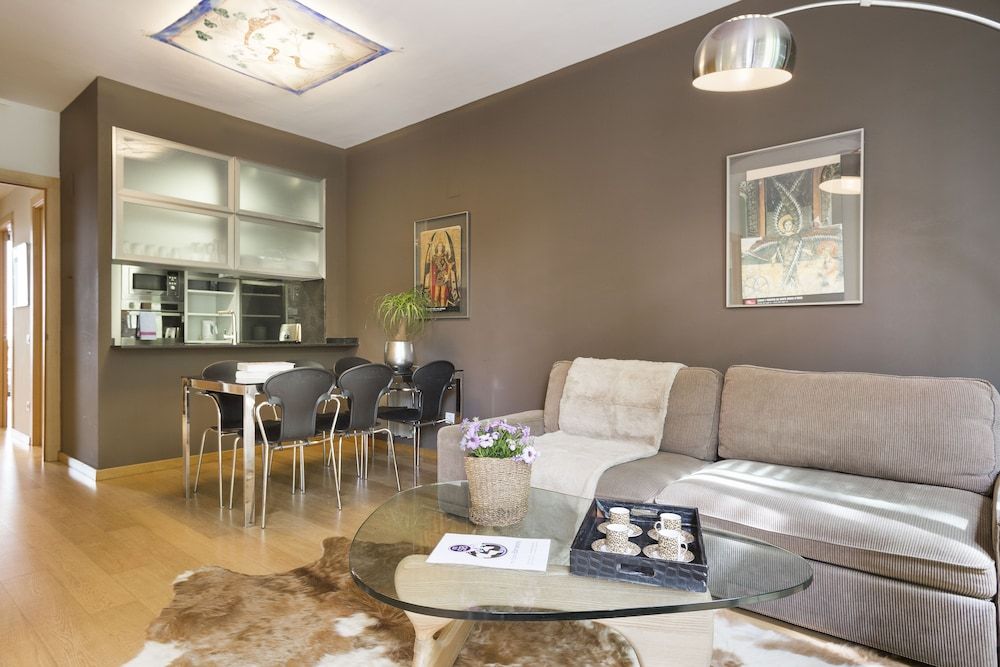 MSB Rooftop Pool City Center City Apartment, 3 Bedrooms, Pool Access 46