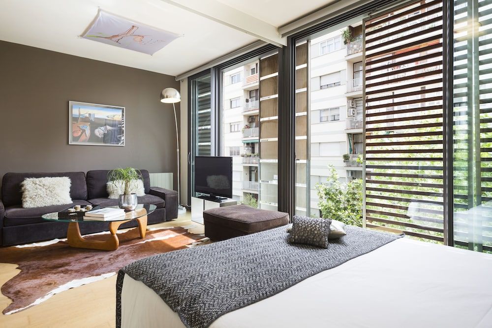 MSB Rooftop Pool City Center City Apartment, 3 Bedrooms, Pool Access 19