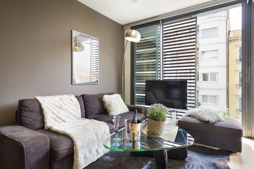 MSB Rooftop Pool City Center City Apartment, 3 Bedrooms, Pool Access 54