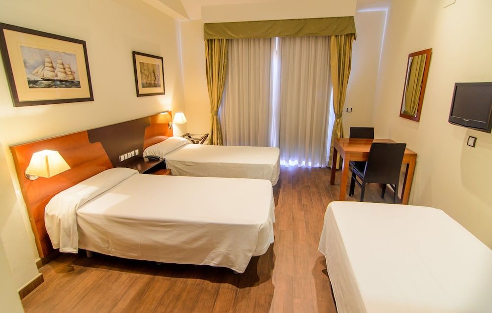 Triple Room (2ADULTS + 1CHILD)