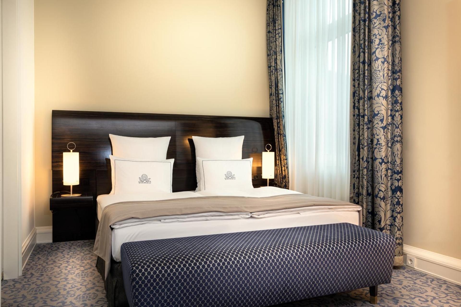 Deluxe, 2 Twins, Deluxe Guest room, 2 Twin