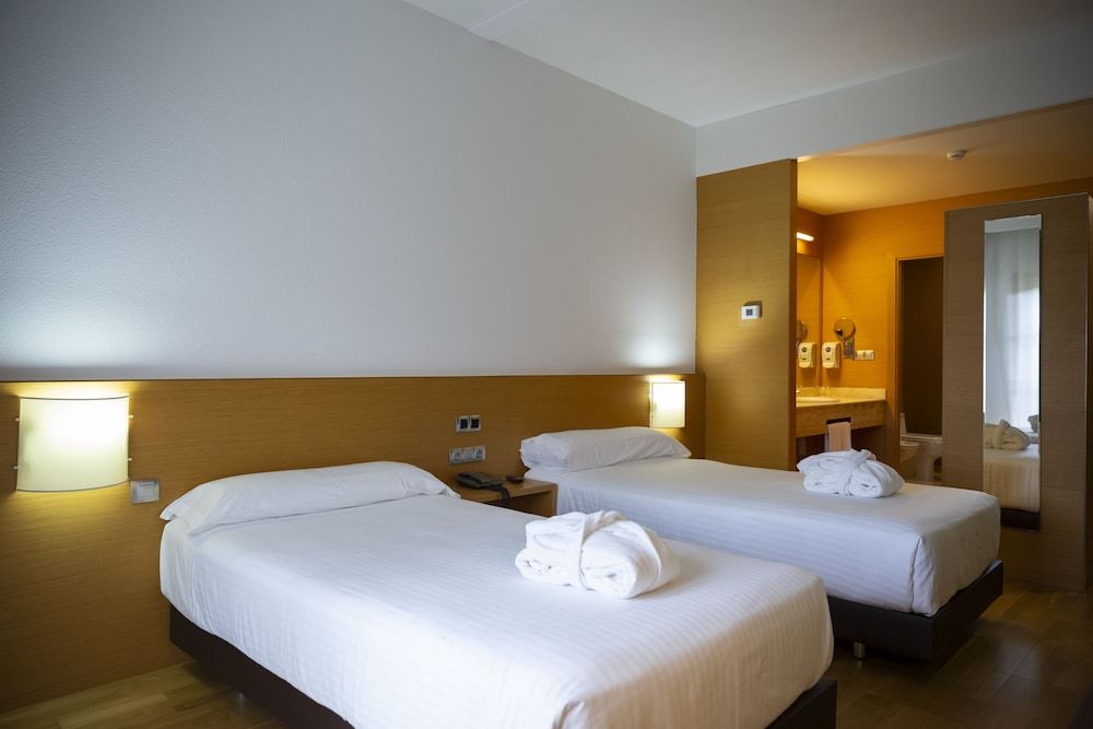 Iberik Hotel Balneario Augas Santas Double or Twin Room 3