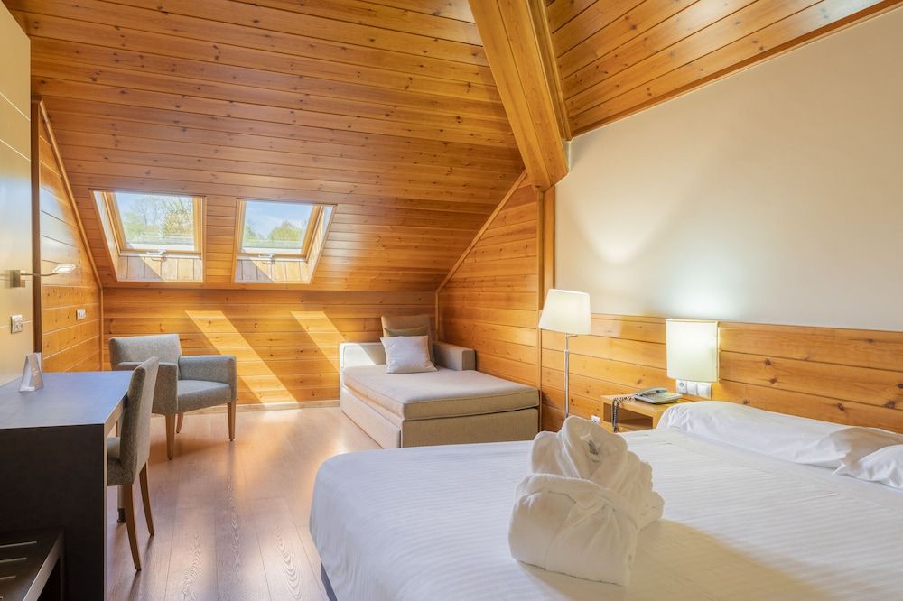 Iberik Hotel Balneario Augas Santas Double or Twin Room 9