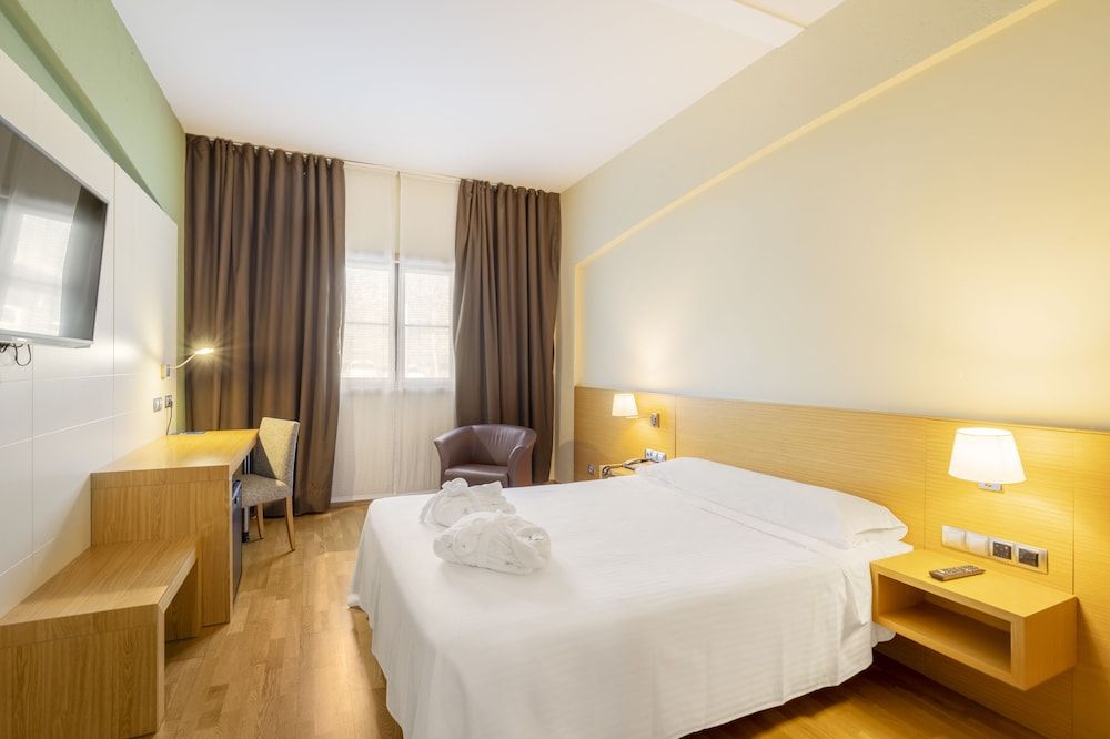 Iberik Hotel Balneario Augas Santas Double or Twin Room 11