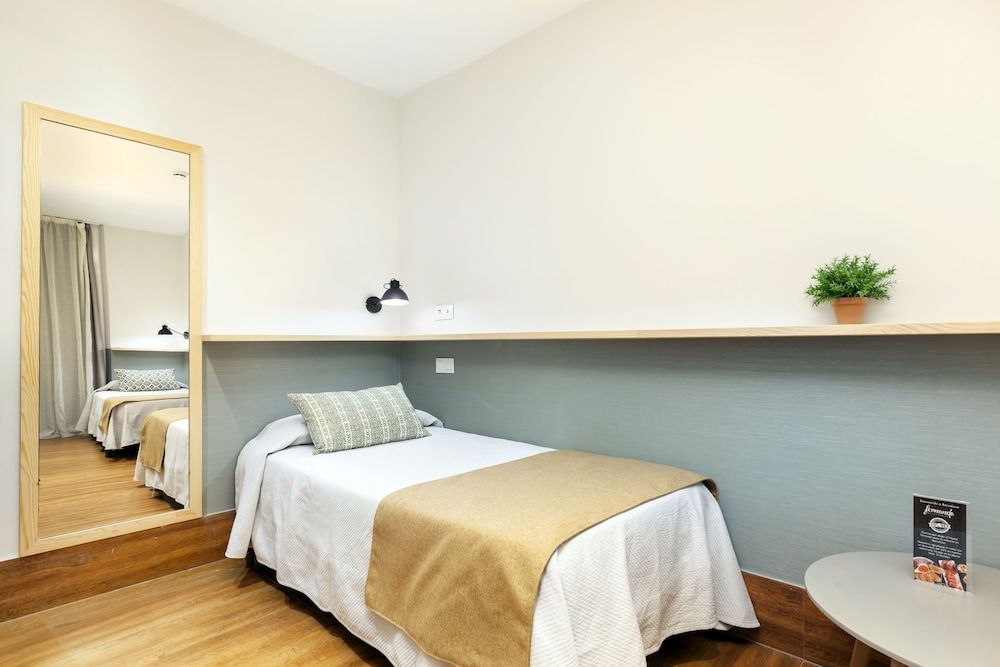 Hostal Fernando Economy Twin Room, 2 Twin Beds