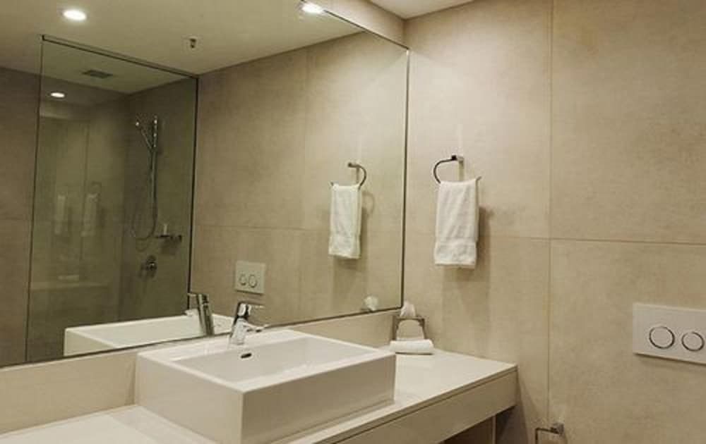 Rendezvous Hotel Perth Scarborough Coastal Classic Family Room 5