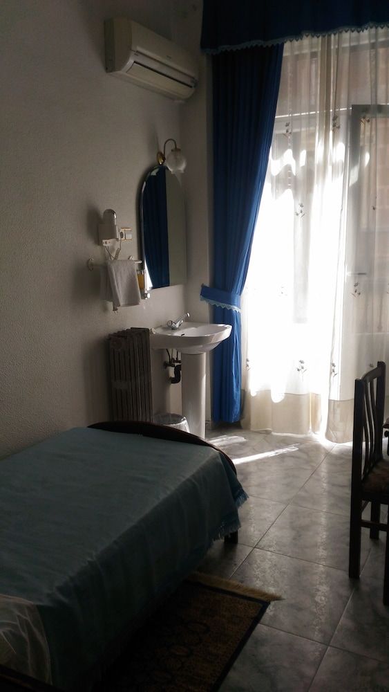undefined Hostal Palacios Fuencarral 9