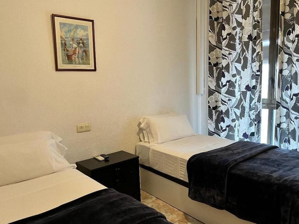 undefined Hostal Palacios Fuencarral 7