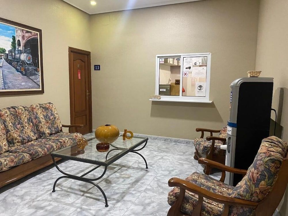 undefined Hostal Palacios Fuencarral