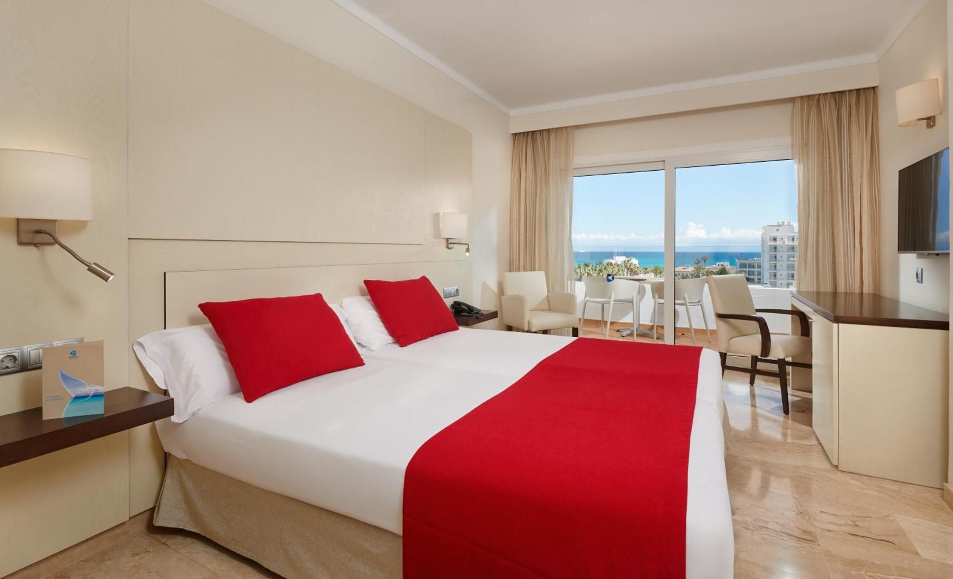 Grupotel Montecarlo Double Room with Sea View (2 Adults + 1 Child)