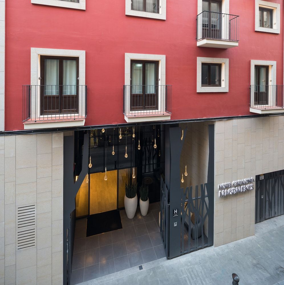undefined Catalonia Magdalenes 5