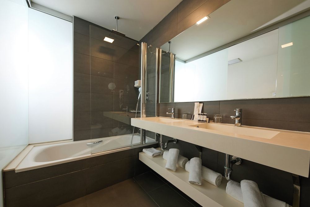 undefined 1881 Barcelona Rosellón Hotel 10