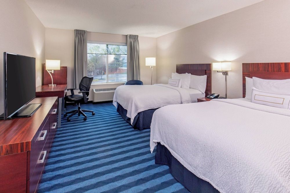 Room, 2 Double Beds (Mobility Accessible, Tub)
