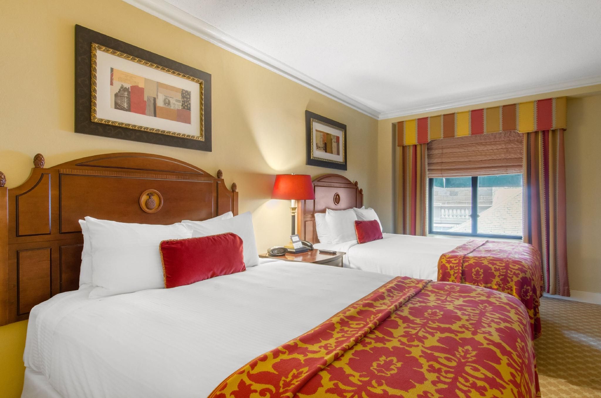 Premier Suite 1Bdrm 2 Queen Beds. 520 sq