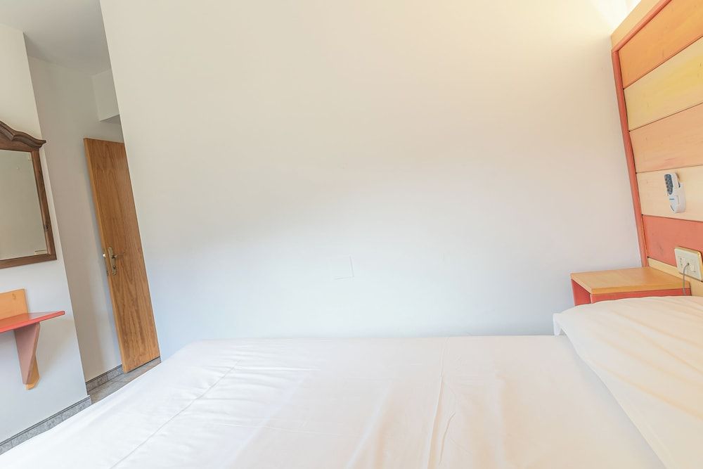 Hostal Rio Ara Bellosta Double Room 6