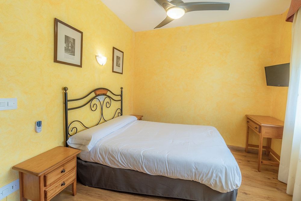 Hostal Rio Ara Bellosta Double Room 2