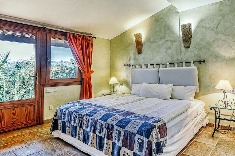 Junior Triple Room
