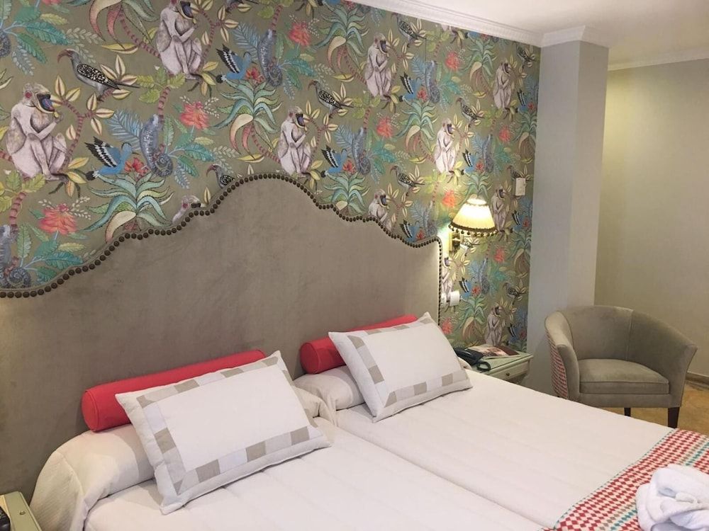 Adriano Hotel Boutique Sevilla Standard Twin Room 10