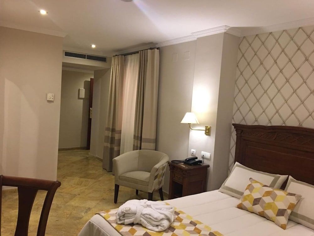 Adriano Hotel Boutique Sevilla Standard Double Room 6