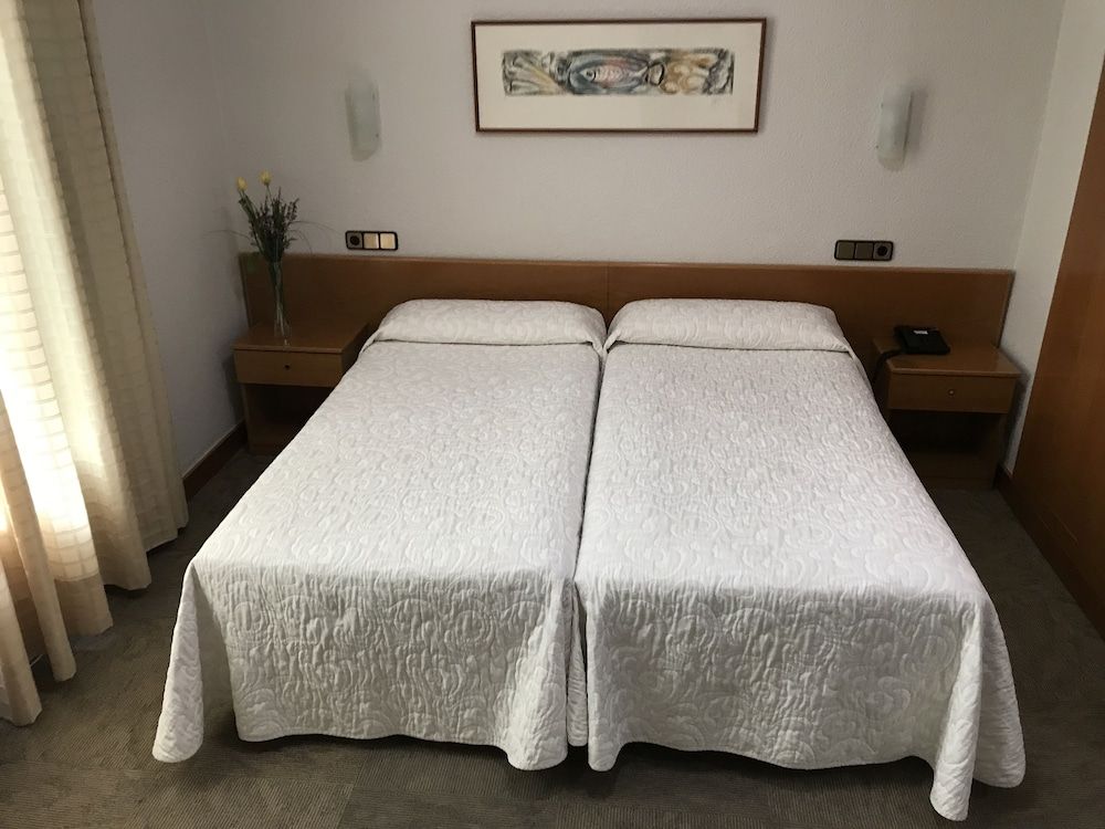 Hotel Pelayo Double or Twin Room 5