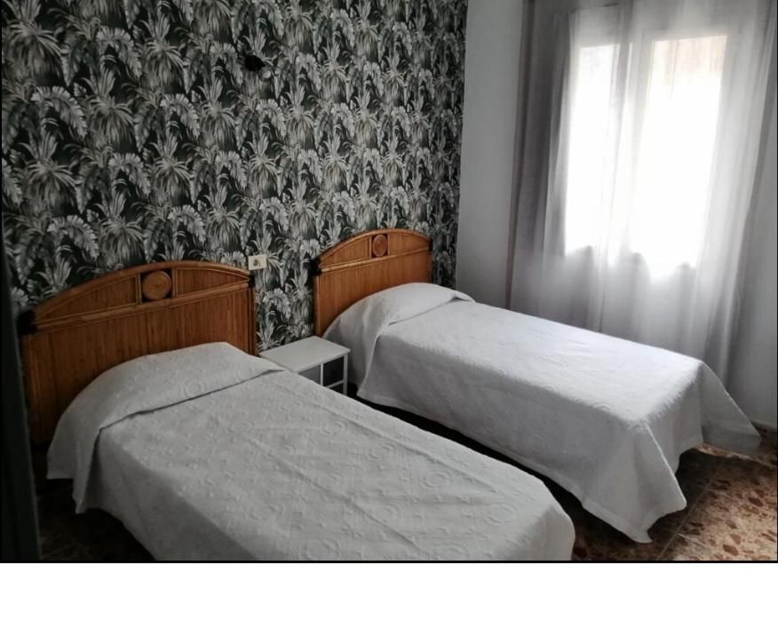Twin Room with Private Bathroom