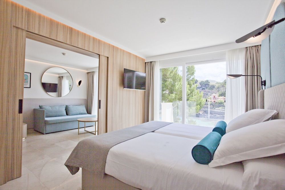 Suite, Sea View (2 adults)