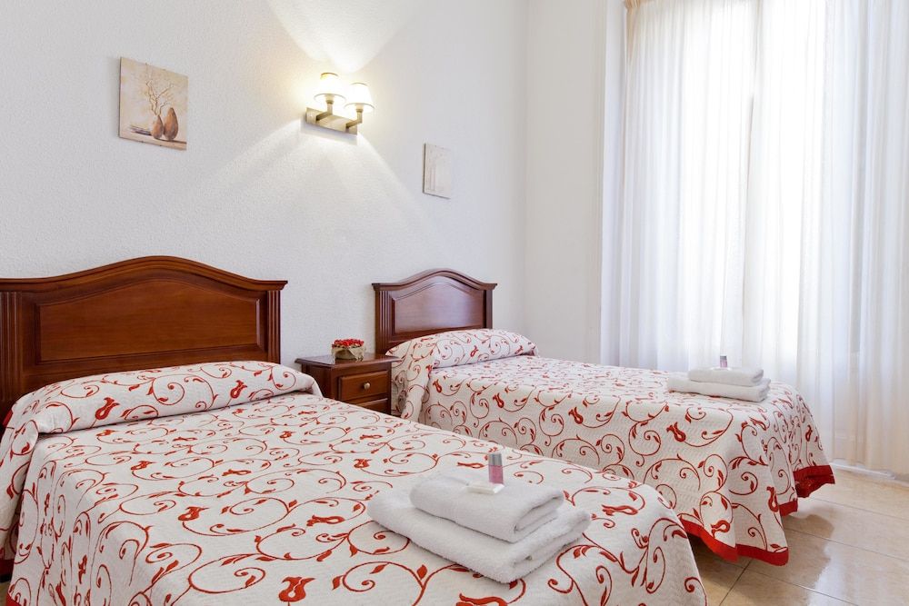 undefined Hostal Condestable 3