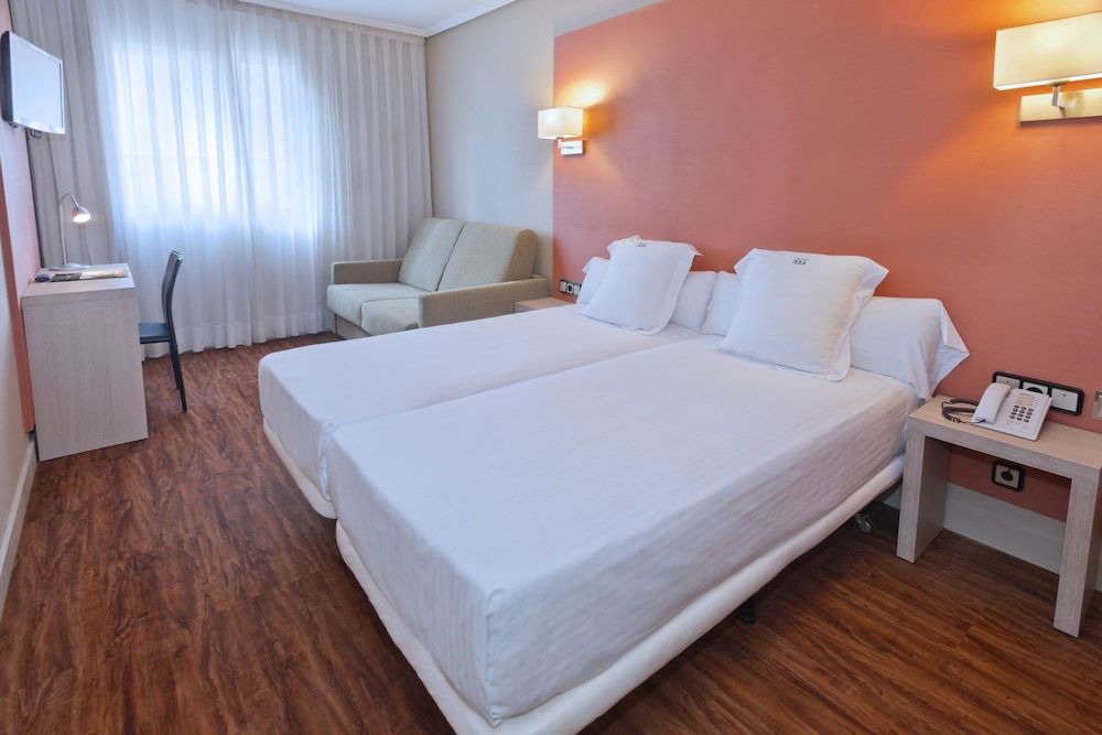 Hotel Num Quadruple Room 2