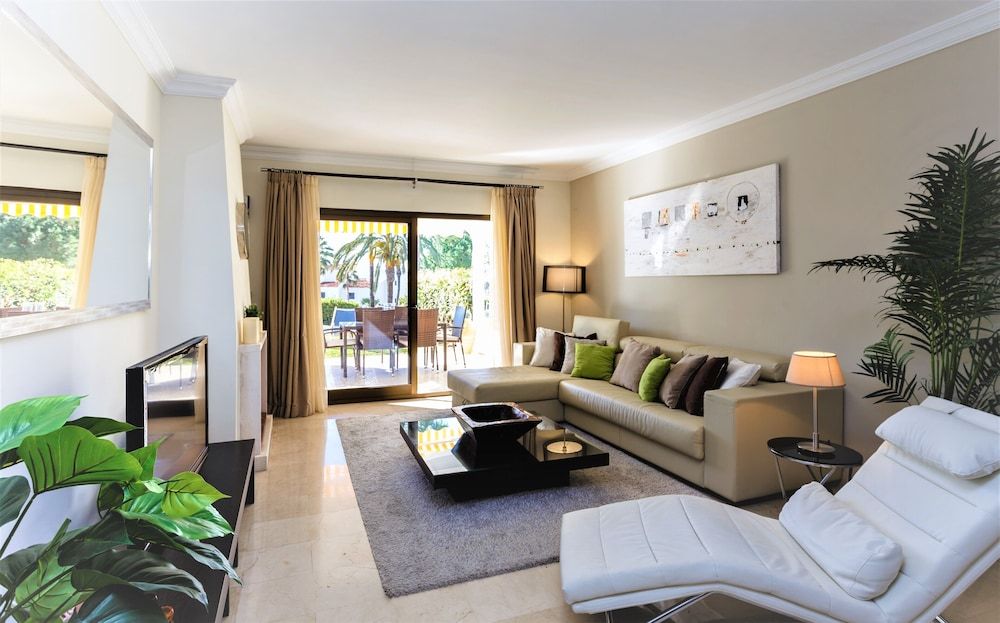 Coral Beach Aparthotel Superior Apartment, 2 Bedrooms 3