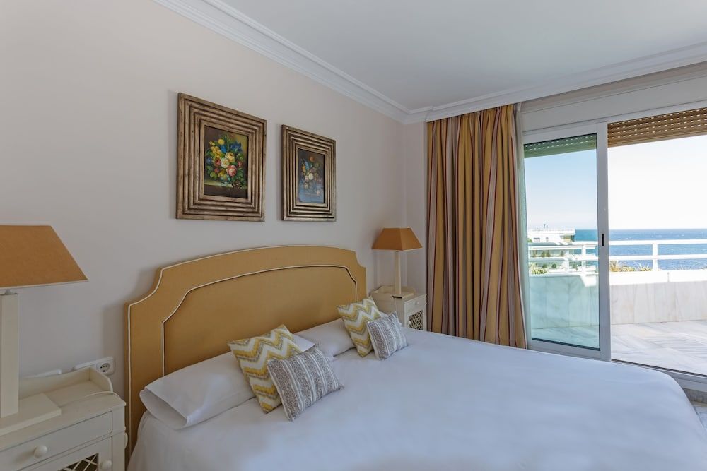 Superior Apartment, 3 Bedrooms, Jetted Tub