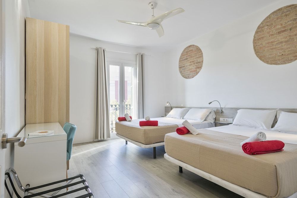 Apartment, 4 Bedrooms, Balcony, City View