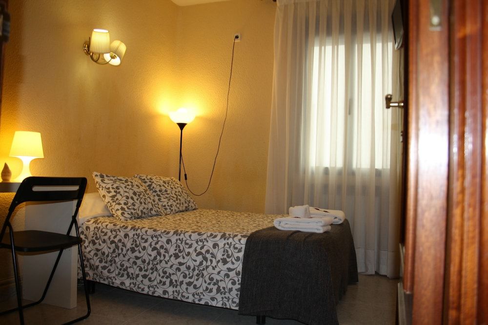Hostal Rofer Standard Double Room 8