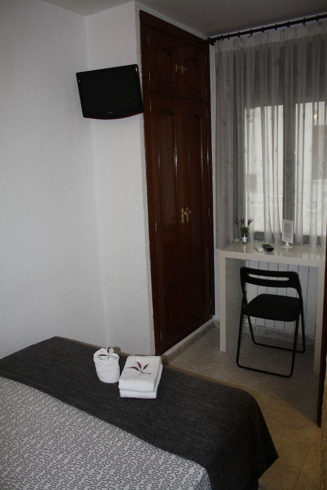 Hostal Rofer Standard Double Room 19