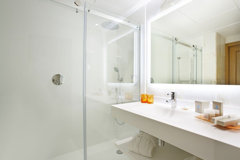 Grupotel Parc Natural & Spa Double Room, Balcony (2 adults and 1 child) 5