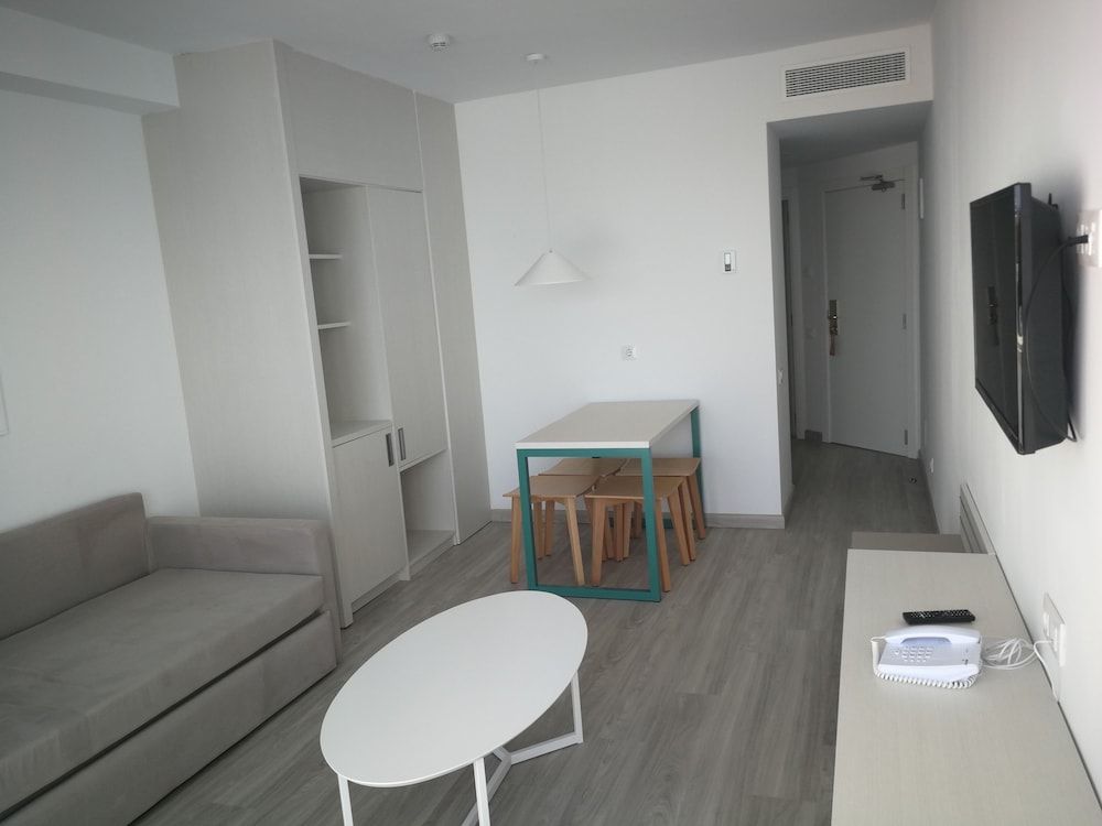 Family Room, Sea View (2 adults and 2 children)
